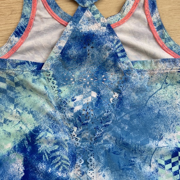 Ivivva tank top racerback laser cut vented lace edging size 10 - Picture 4 of 8